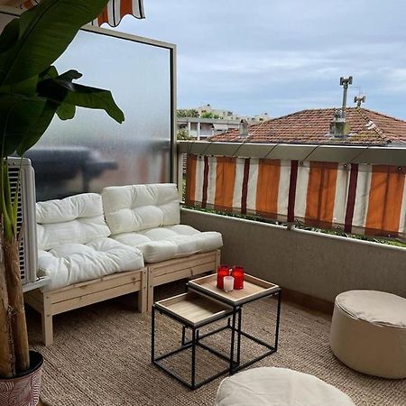 Grand 2 Pieces A 4Mns De La Plage Cagnes-sur-Mer Luaran gambar