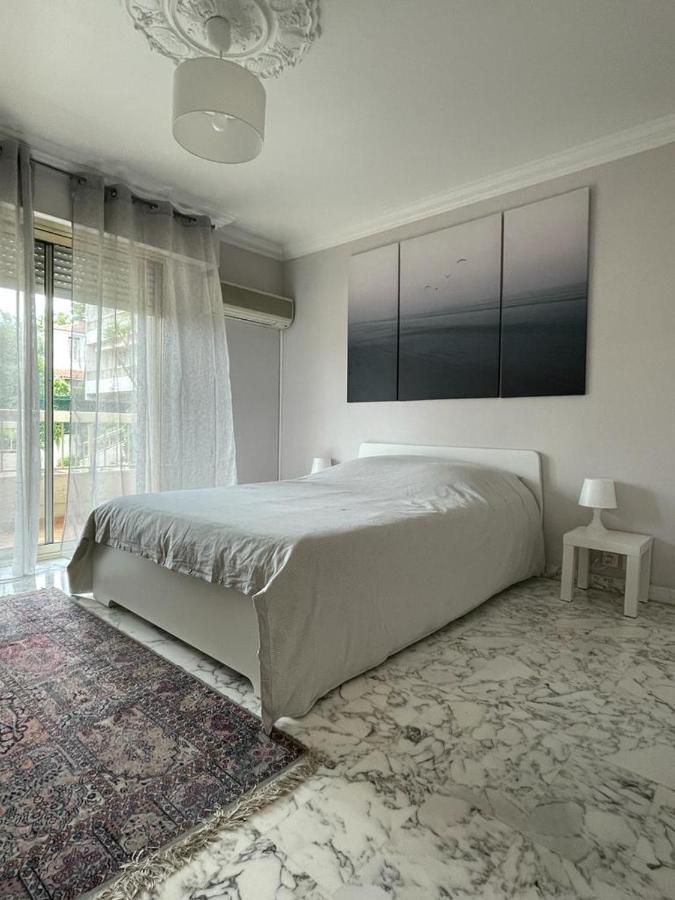 Grand 2 Pieces A 4Mns De La Plage Cagnes-sur-Mer Luaran gambar